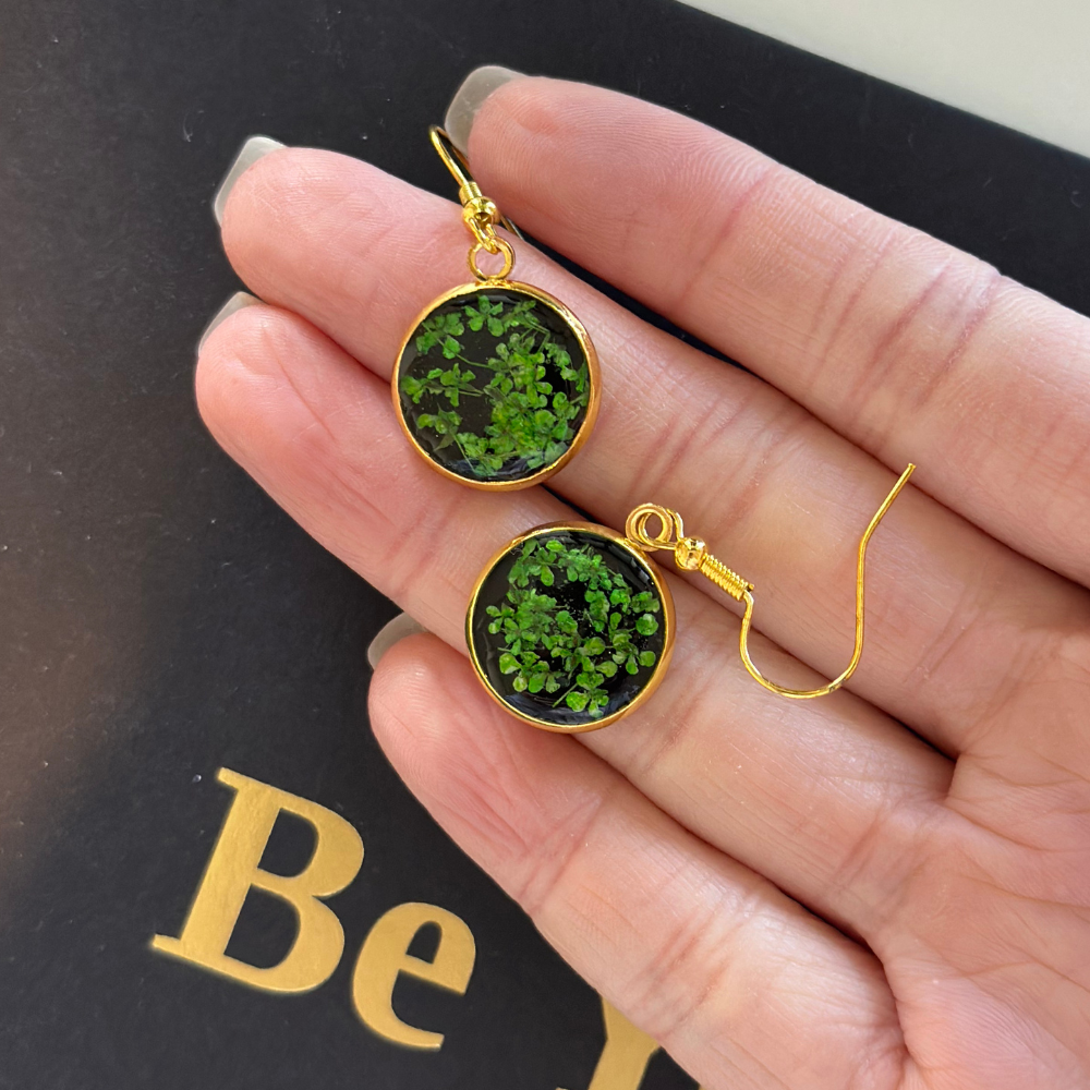 Handmade Resin Dried Flower Earrings with Leaves