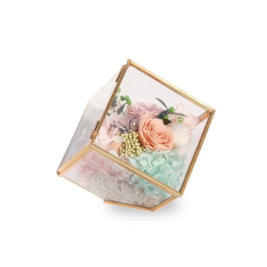 Polygonal Everlasting Flower Glass Box